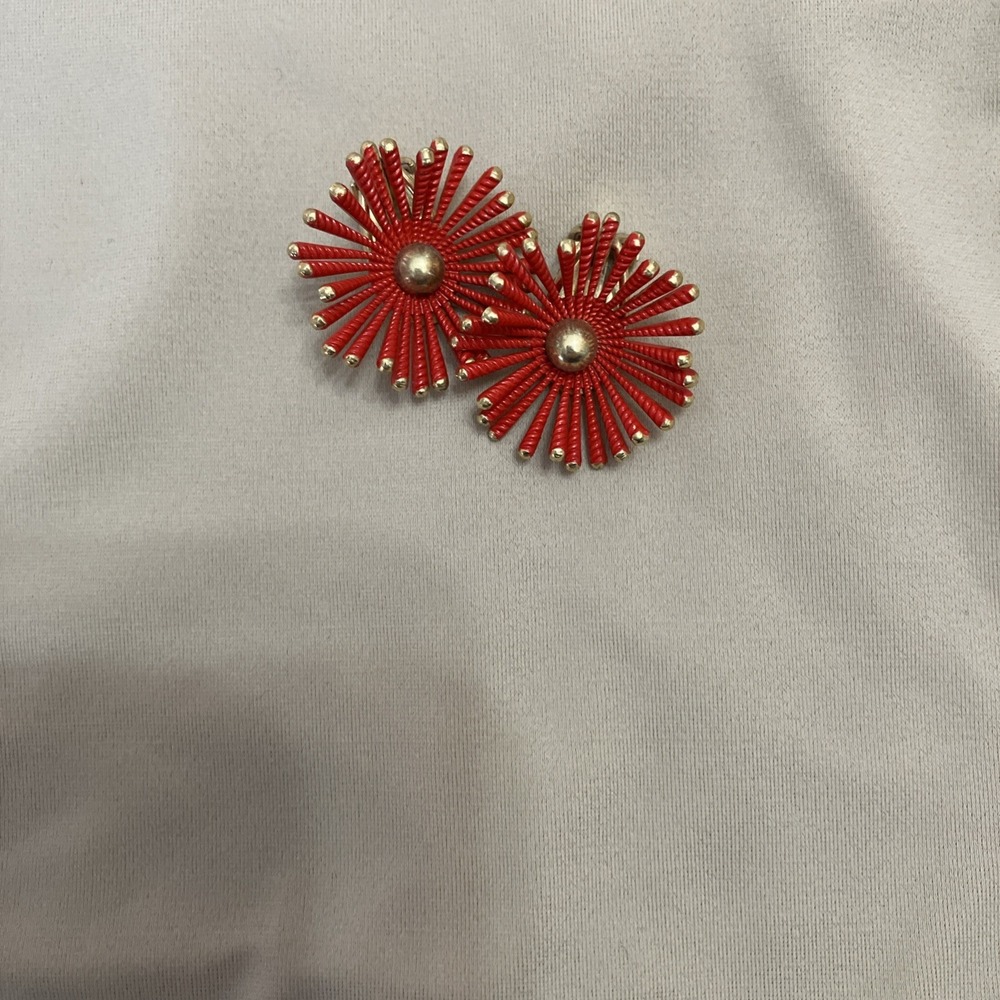 VTG 1950s Atomic Earrings Starburst Red Daisy Clip ons Mid Century MCM 1"